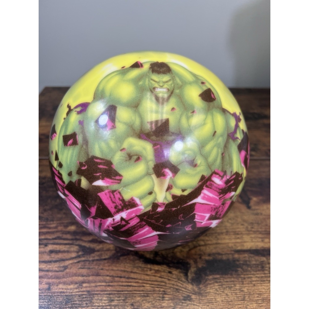 Vintage Marvel Viz-A-Ball THE INCREDIBLE HULK Bowling Ball UnDrilled